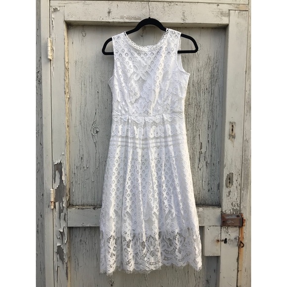 Dresses & Skirts - White Sleeveless Lace Fit Flare Dress Size M